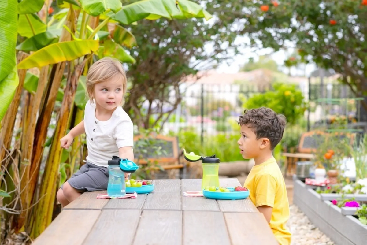 CHICCO Kids Cup bidão copo com bocal rígido 350 ml 2 anos+ fluxo rápido