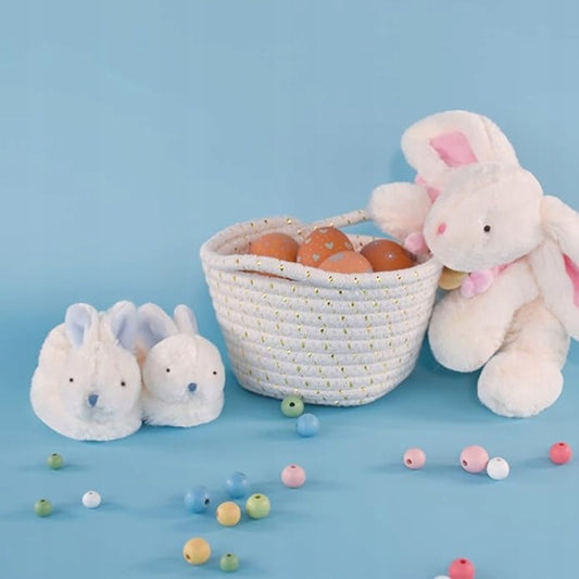 DOUDOU et COMPAGNIE mäkké topánočky pre bábätká s hrkálkami ZAJACOVIA
