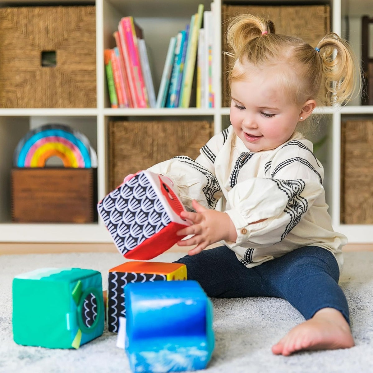 BABY EINSTEIN Explore & Discover Blocks miękkie klocki edukacyjne 4 sztuki