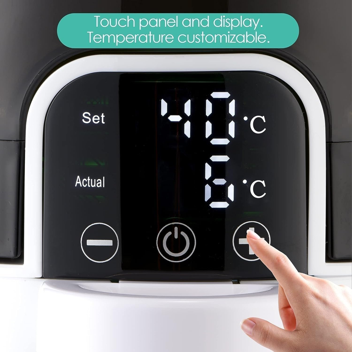 Zbli�enie panelu Bellababy Instant Warmer z wy�wietlaczem temperatury i palcem przy przycisku.