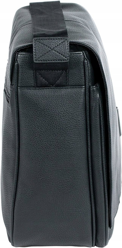 LASSIG Tender Toby nappy bag and accessories