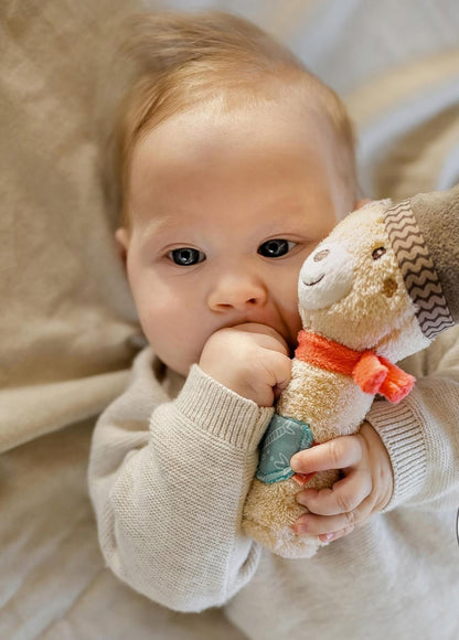 FEHN hochet en peluche avec sifflet OURS BRUNO 17 cm