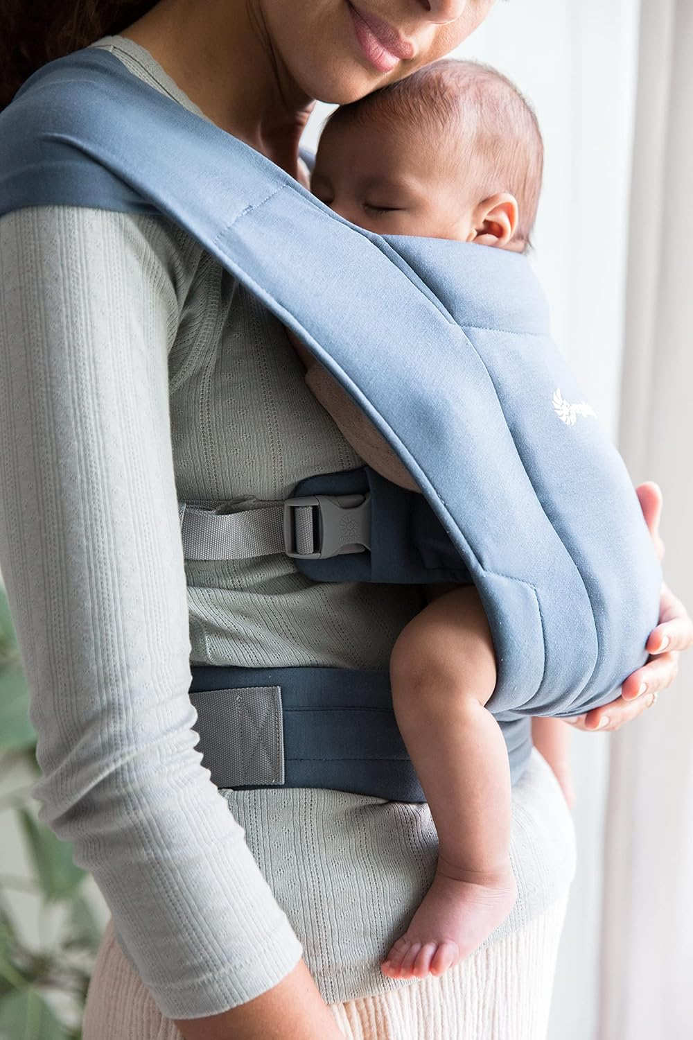 ERGOBABY EMBRACE nosidełko dla noworodków, niebieskie nosidełko ergonomiczne dla niemowlęcia, miękkie i wygodne