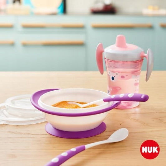 NUK sada na učení jídla 6 m+ netekoucí hrnek miska 2 lžičky