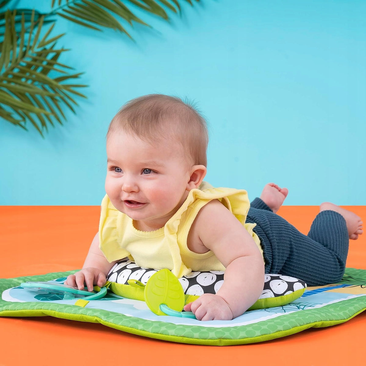 BRIGHT STARTS Easy Breezyeducational matage 0 +dominant colour greenwidth 54 cm, length 67 cmmaterials