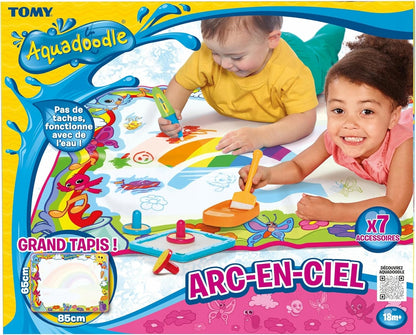 TOMY Aquadoodle Wassermalmatte und Zubehör 65 x 84 cm