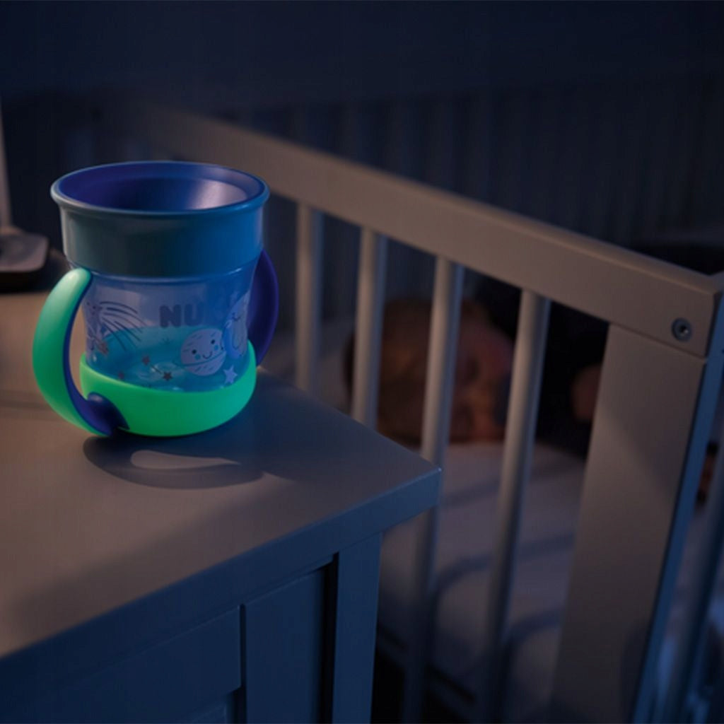 NUK Mini Magic Cup GOBELET ANTI-FUITE LUMINEUX 160 ml