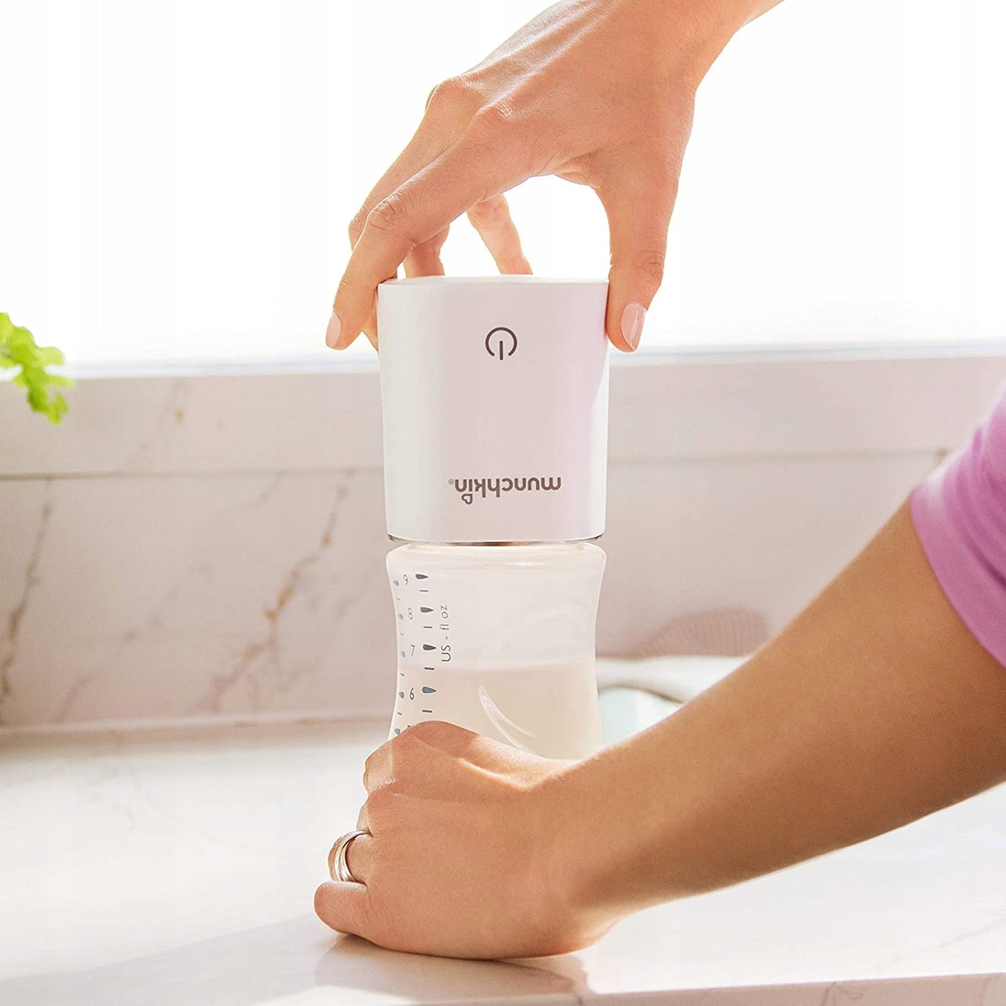 MUNCHKIN 37° digital bottle warmer