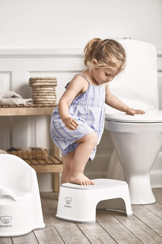 BABYBJORN antislip opstapje voor kinderen tot 50 kg