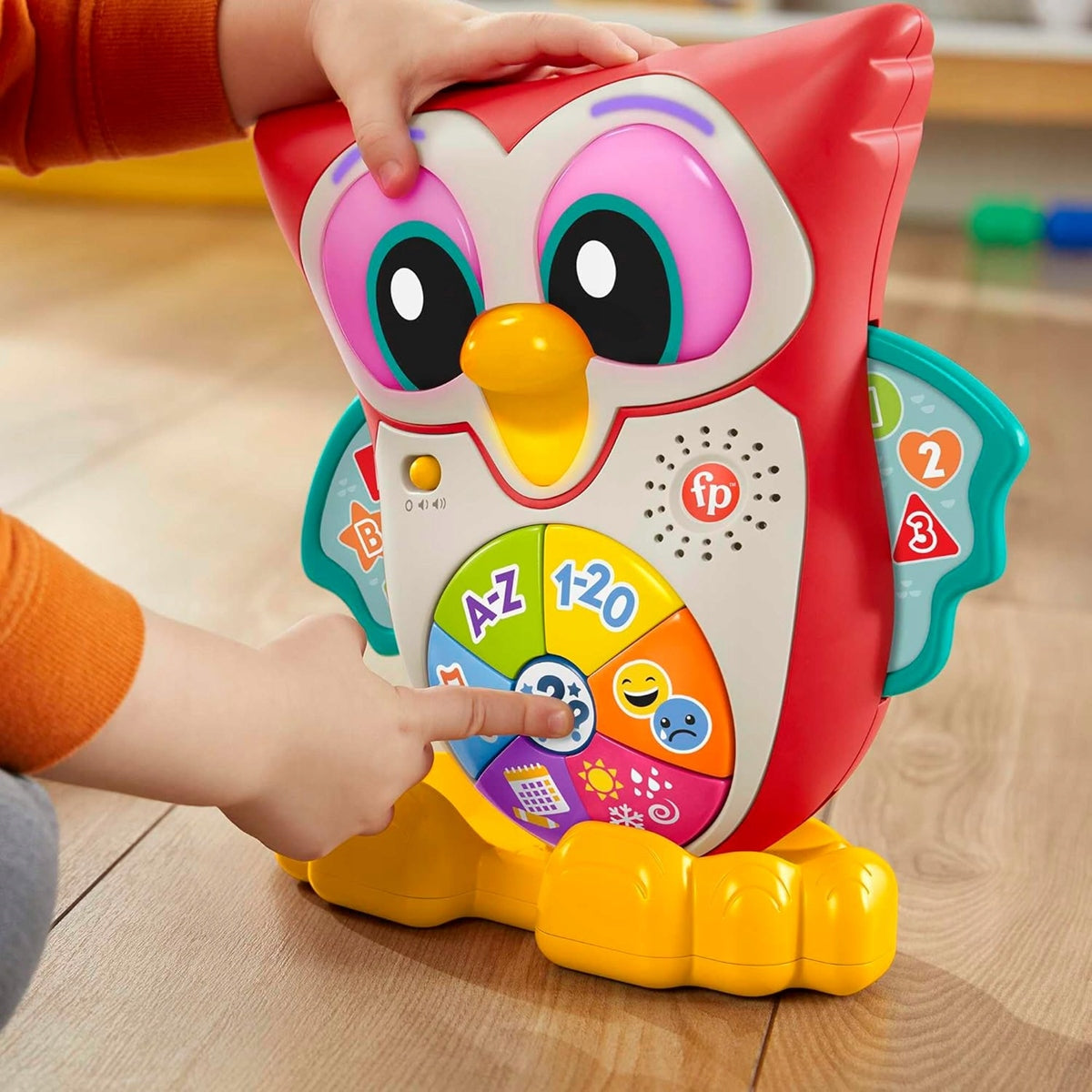 FISHER-PRICE interaktívna SOVA so svetlami, 90 melódiami a vetami, NEMECKÝ JAZYK 18 m+