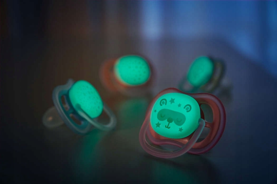 PHILIPS AVENT Ultra Air Night suzete x 2 0-6 luni LUMINEAZĂ ÎN ÎNTUNERIC