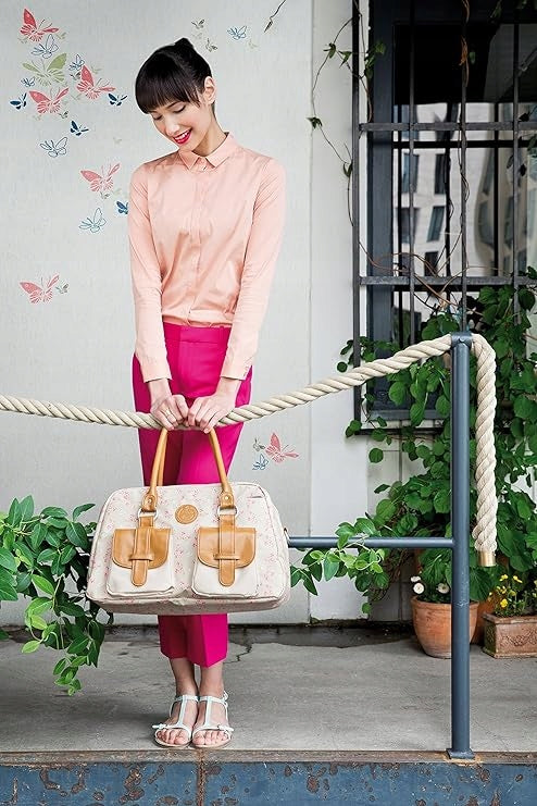 LASSIG Vintage Metro Bag nappy bag and accessories
