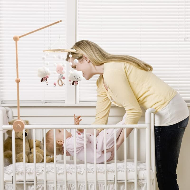 LASS UNS EINEN drehbaren hölzernen Mobile-Halter für das Babybett BAUEN