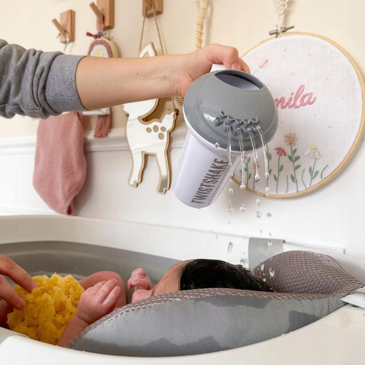 TWISTSHAKE Kinder-Haarspülbecher