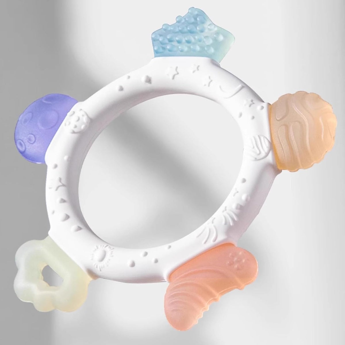 AKOLIK ultra miękki silikonowy gryzak masujący 9,5 cm 3 m+