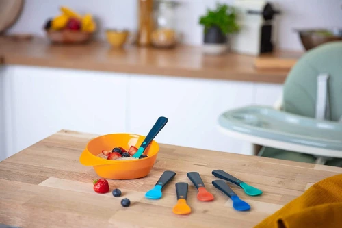 TOMMEE TIPPEE zestaw łyżeczek x5 6msc+