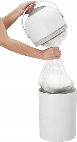 CHICCO kosz na 25 zużytych pieluch - zwykłe worki na śmieci