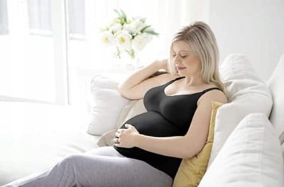 MEDELA top z biustonoszem do karmienia XL "O
