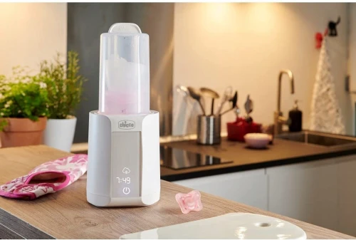 CHICCO podgrzewacz do butelek + sterylizator 2w1 "N