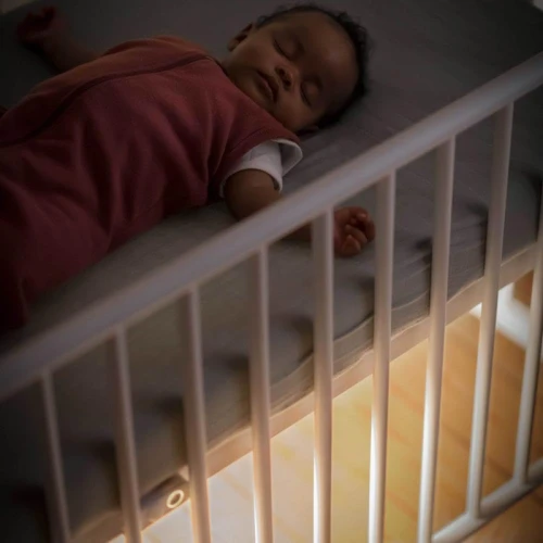 MAXI-COSI Glow inteligentna lampka nocna pod łóżeczko z aplikacją 30 cm